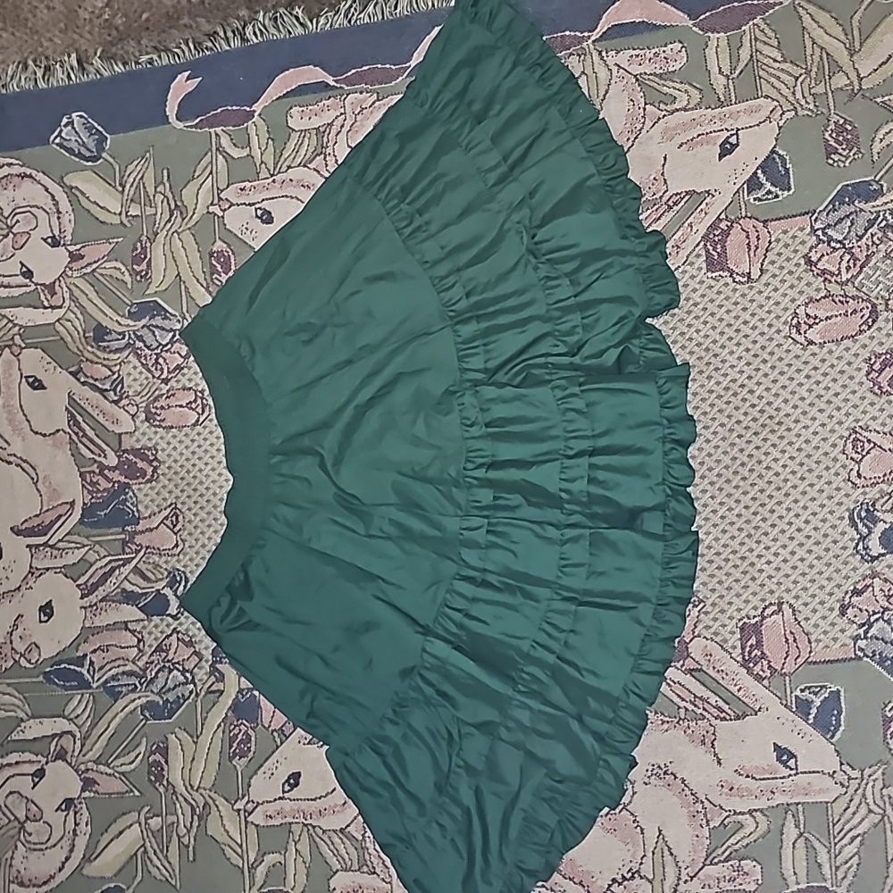Malco Modes San Francisco tiered ruffle skirt green 💚 hg17